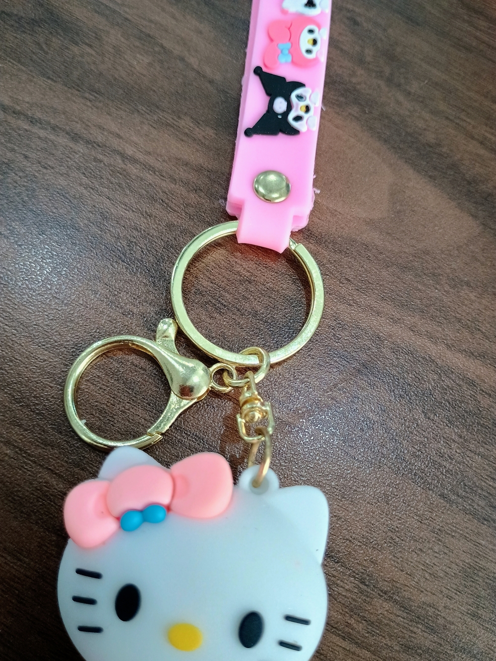 Pink Hello Kitty Keychain - Picture 3 of 6